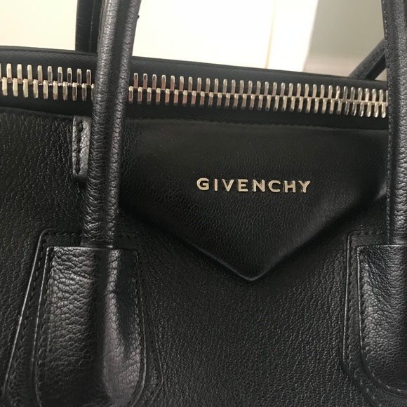 Givenchy Antigona Sugar Medium Black Textured Bag - Picture 3 of 8